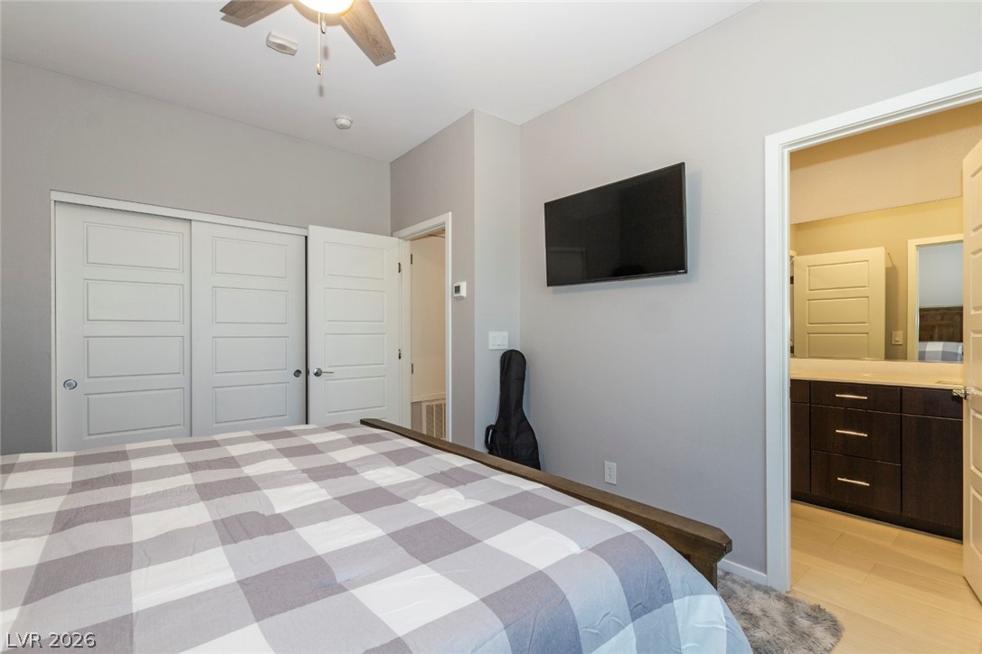 11257 Rainbow Peak Avenue 211 Las Vegas NV 89135