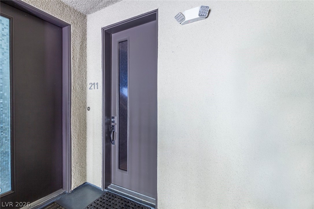 11257 Rainbow Peak Avenue 211 Las Vegas NV 89135