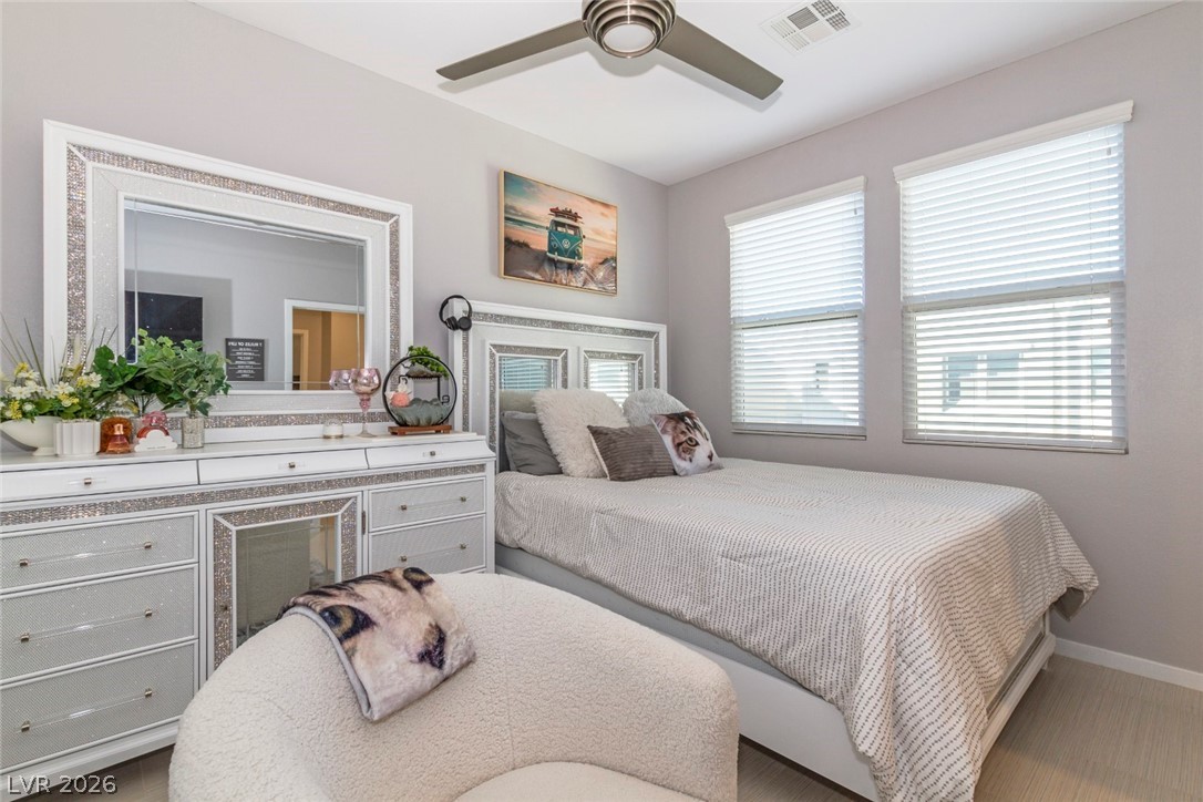 11257 Rainbow Peak Avenue 211 Las Vegas NV 89135