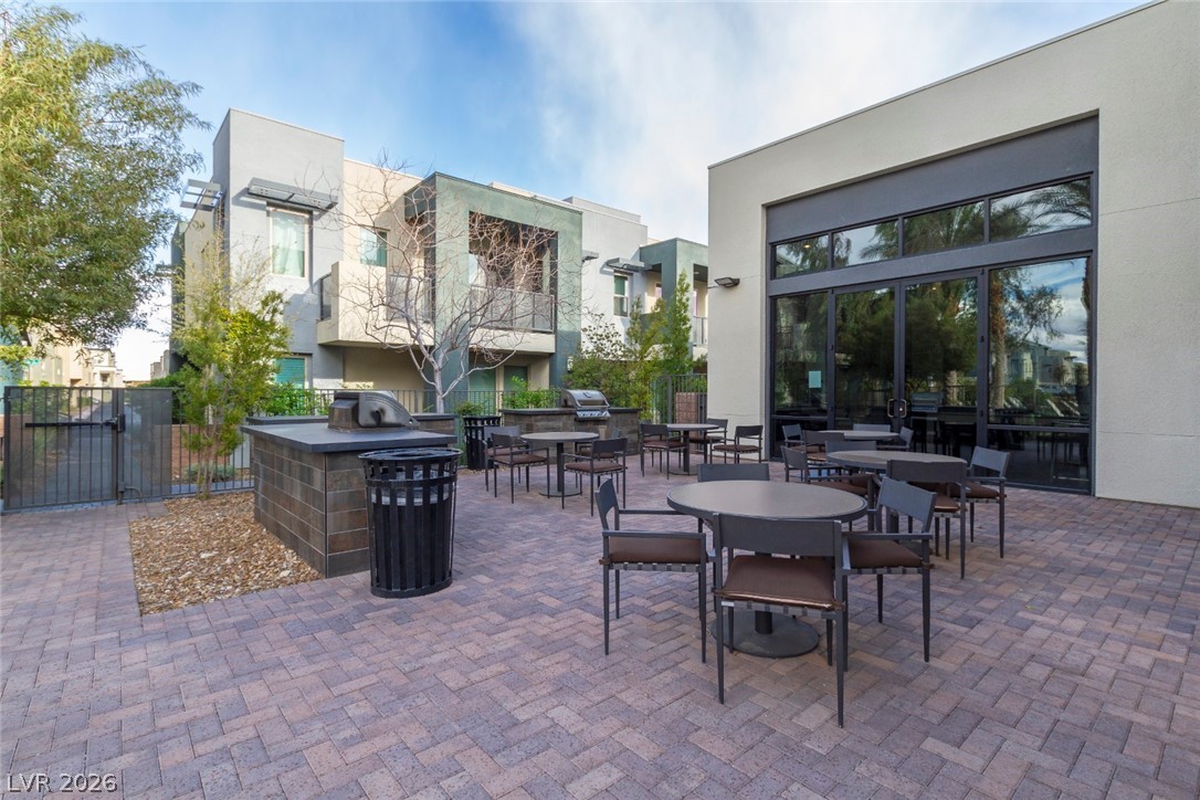 11257 Rainbow Peak Avenue 211 Las Vegas NV 89135