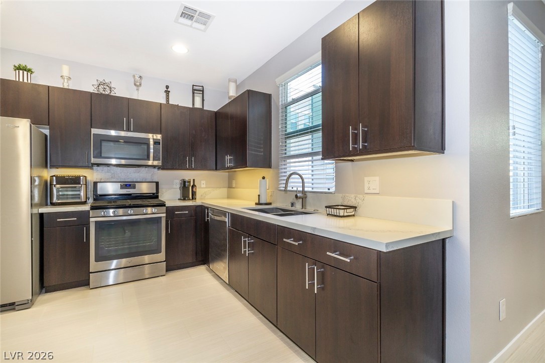 11257 Rainbow Peak Avenue 211 Las Vegas NV 89135