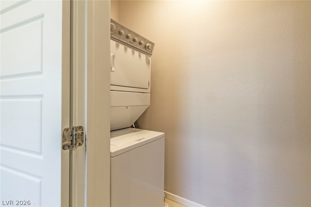 11257 Rainbow Peak Avenue 211 Las Vegas NV 89135