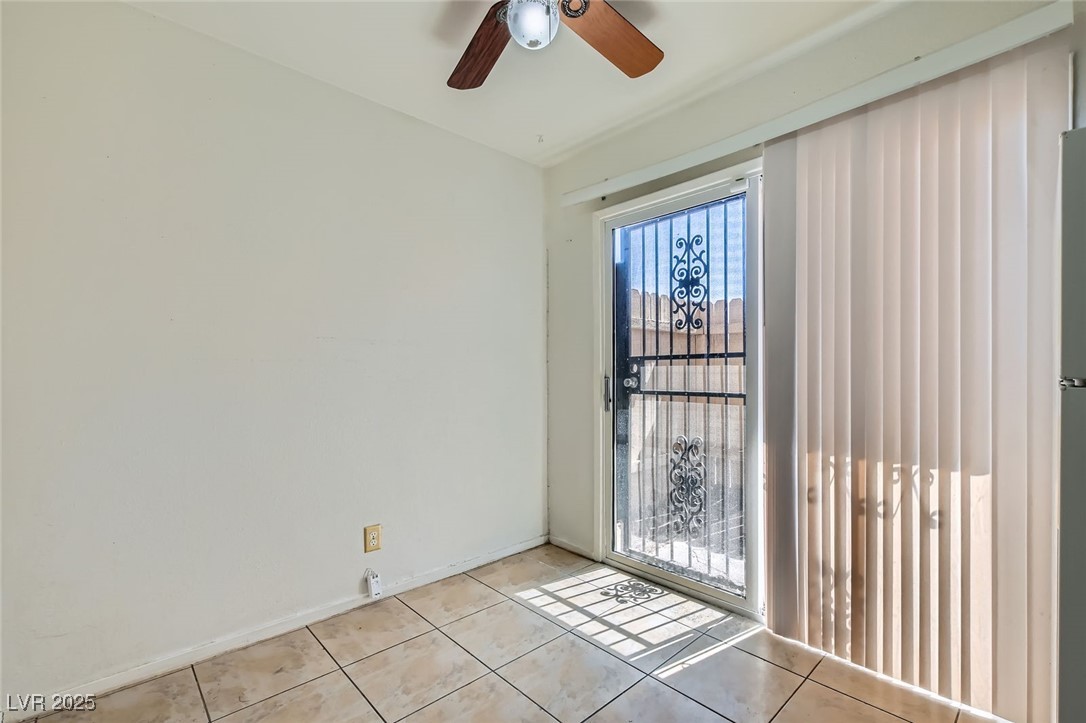 5125 Gray Lane B Las Vegas NV 89119