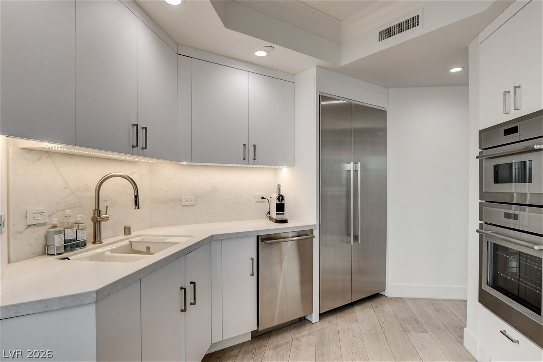 2857 Paradise Road 1405 Las Vegas NV 89109
