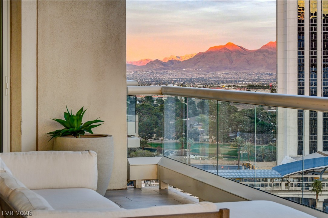 2857 Paradise Road 1405 Las Vegas NV 89109