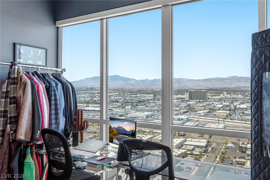 4575 Dean Martin Drive 2908 Las Vegas NV 89103