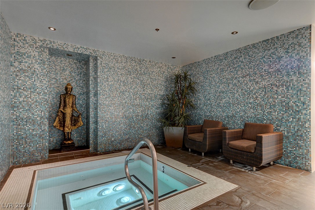 4575 Dean Martin Drive 2908 Las Vegas NV 89103