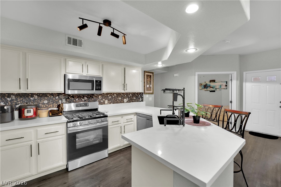 6908 Dorita Avenue 102 Las Vegas NV 89108