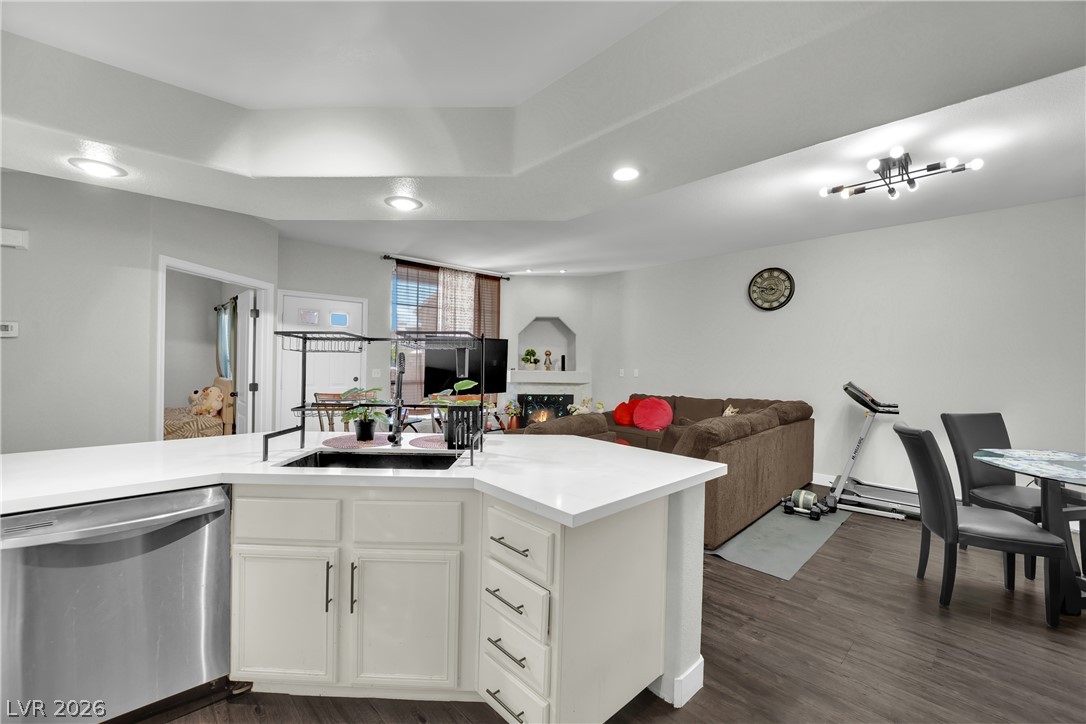6908 Dorita Avenue 102 Las Vegas NV 89108