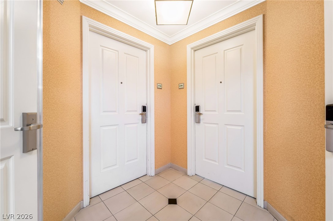 135 East Harmon Avenue 08718 Las Vegas NV 89109