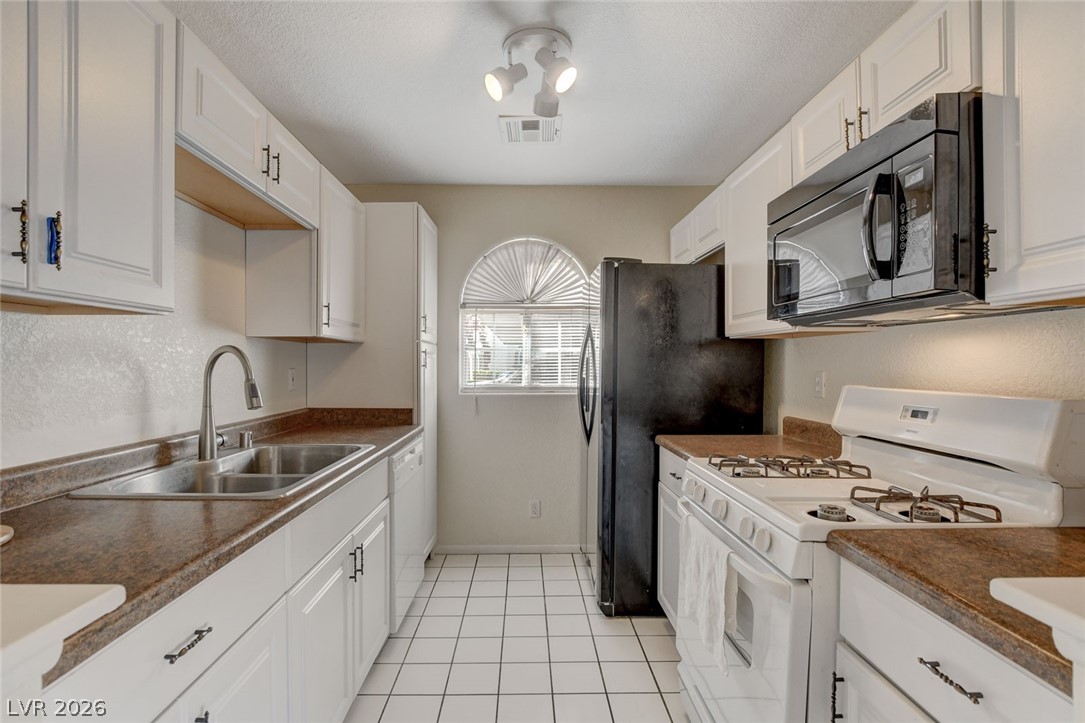 6812 Elm Creek Drive 102 Las Vegas NV 89108