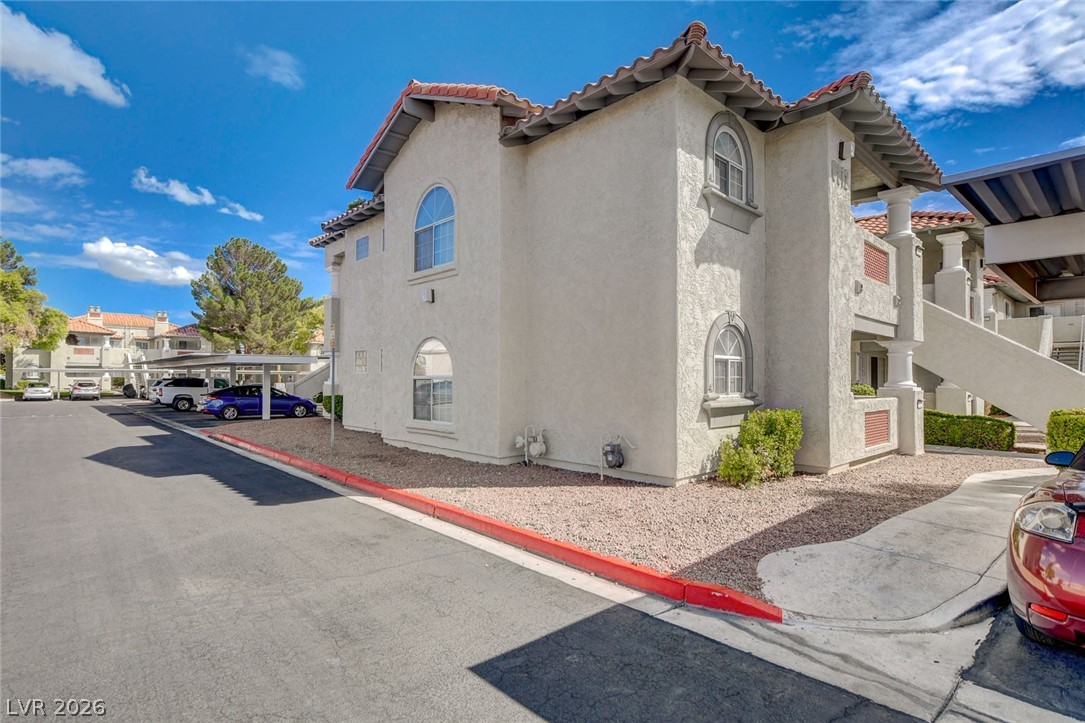 6812 Elm Creek Drive 102 Las Vegas NV 89108