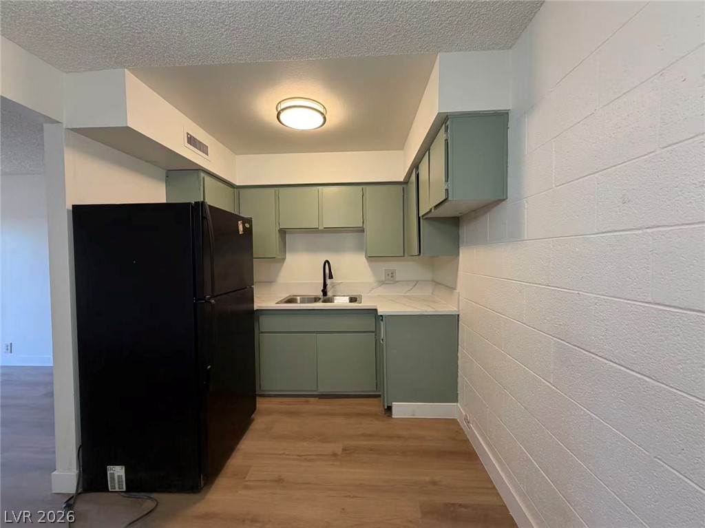 595 South Royal Crest Circle 8 Las Vegas NV 89169