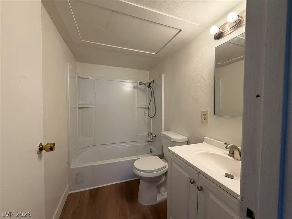 595 South Royal Crest Circle 8 Las Vegas NV 89169