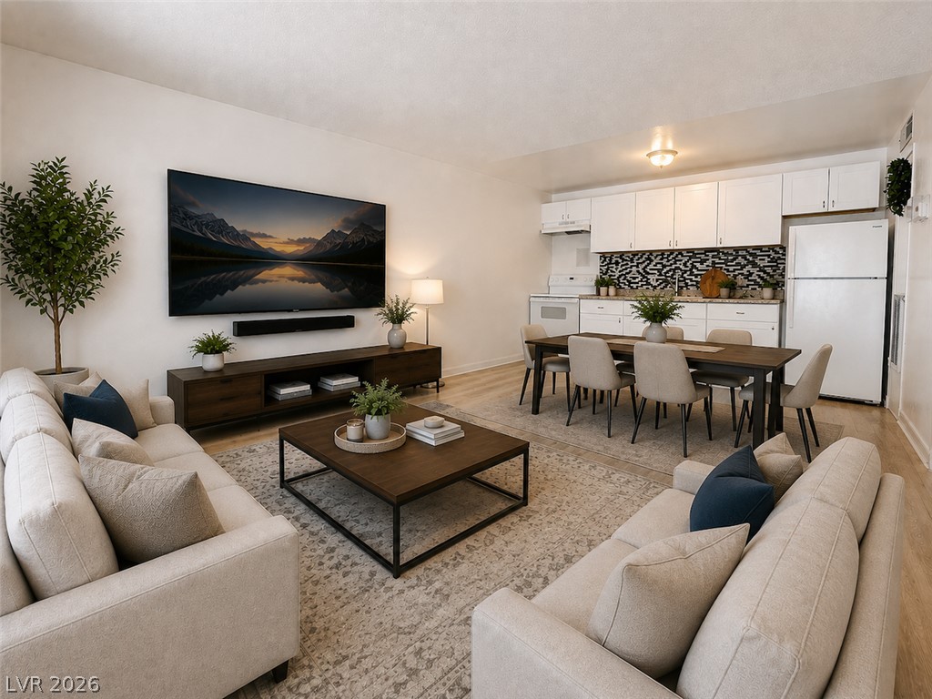 3720 Royal Crest Street 15 Las Vegas NV 89119