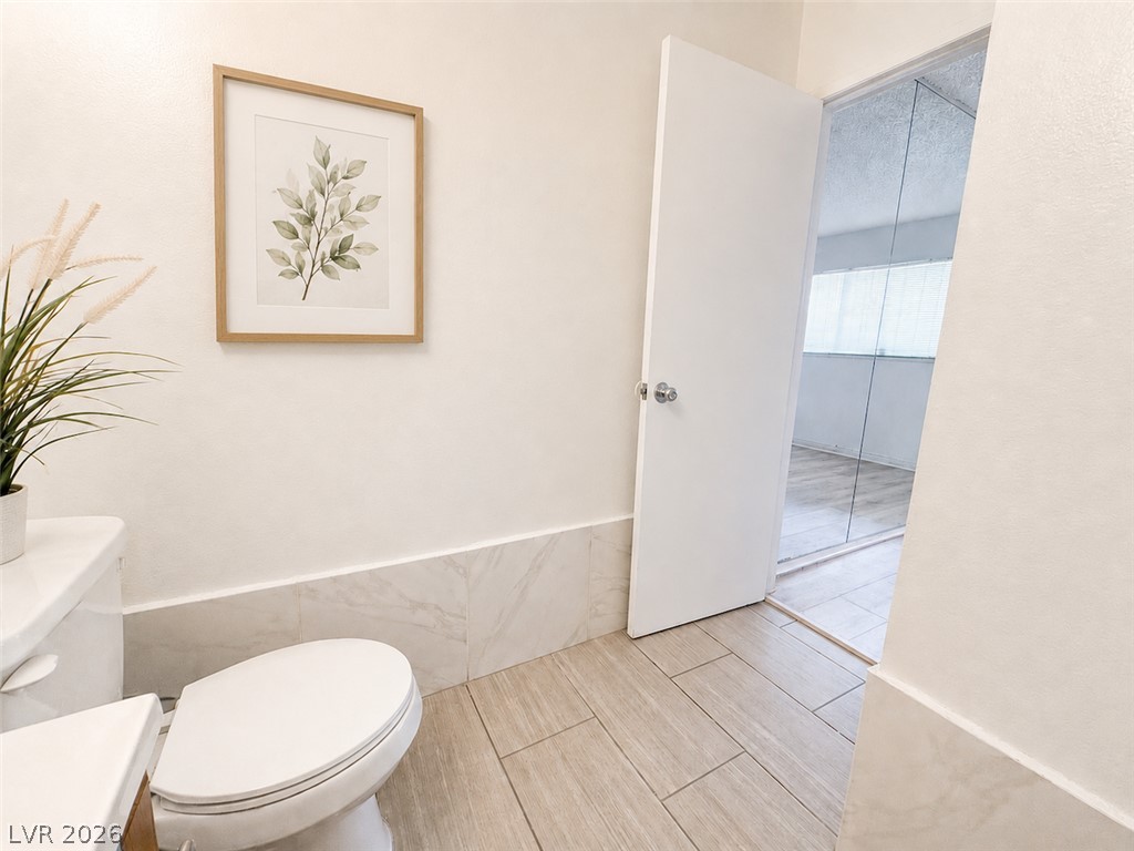 3720 Royal Crest Street 15 Las Vegas NV 89119