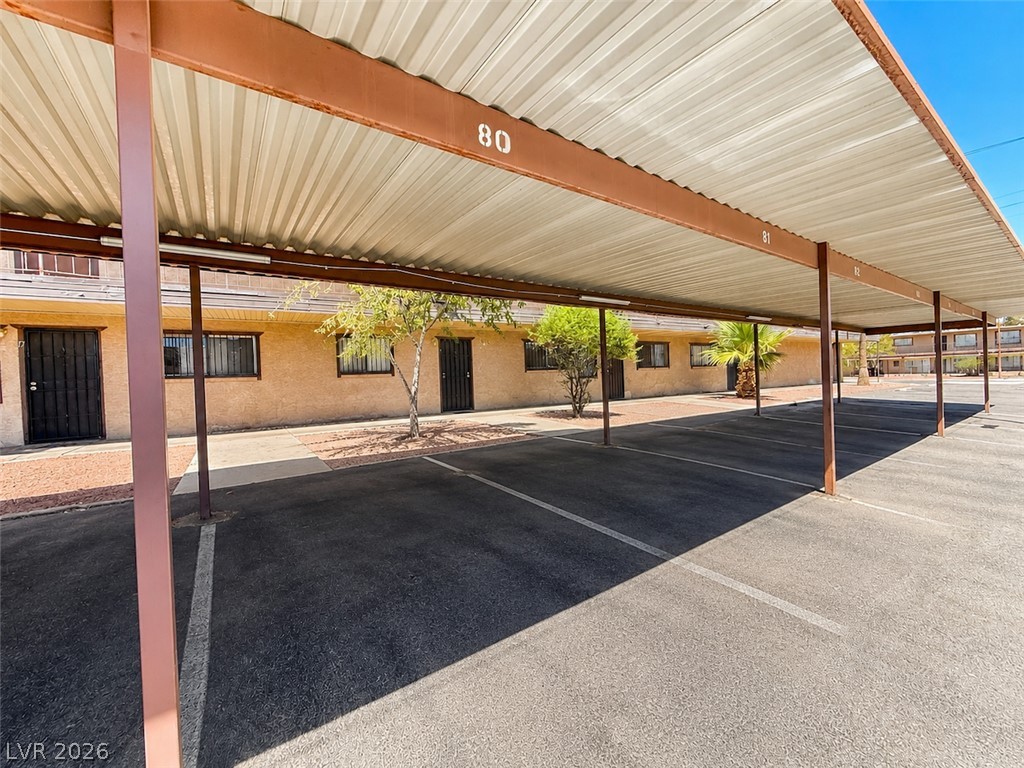 3720 Royal Crest Street 15 Las Vegas NV 89119