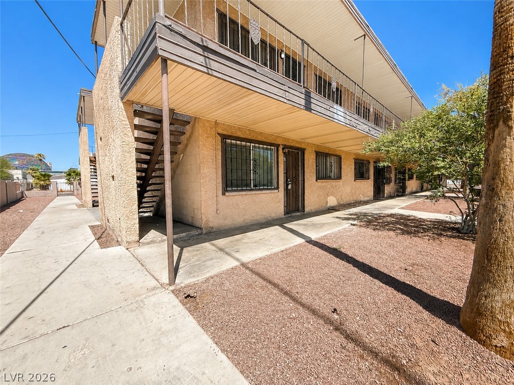 3720 Royal Crest Street 15 Las Vegas NV 89119