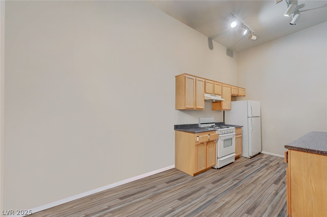 2305 West Horizon Ridge Parkway 1223 Henderson NV 89052
