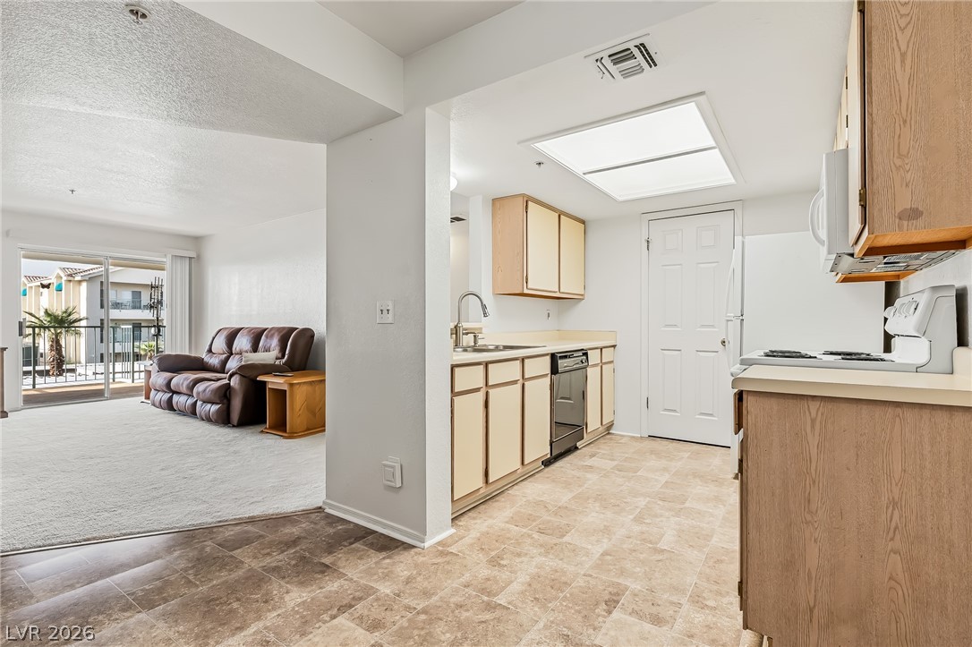 3550 Bay Sands Drive 2037 Laughlin NV 89029