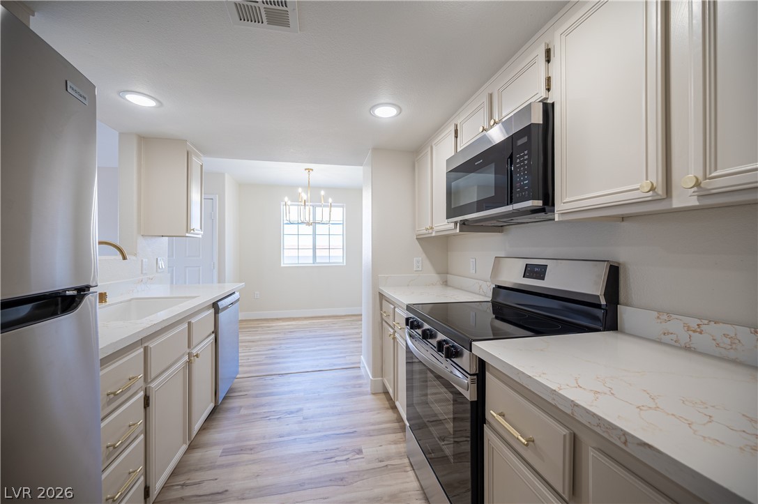 5310 Portavilla Court 102 Las Vegas NV 89122