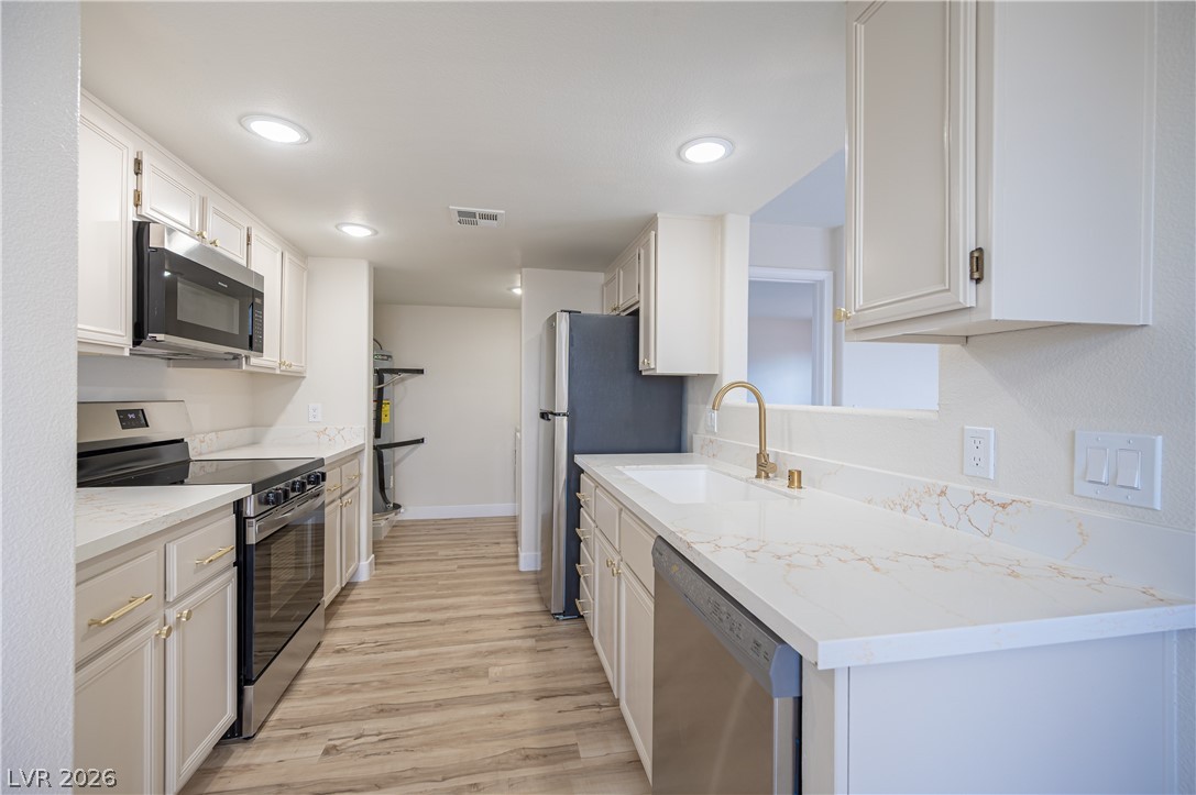 5310 Portavilla Court 102 Las Vegas NV 89122
