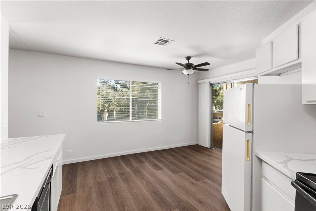 5191 Pioneer Avenue 204 Las Vegas NV 89146