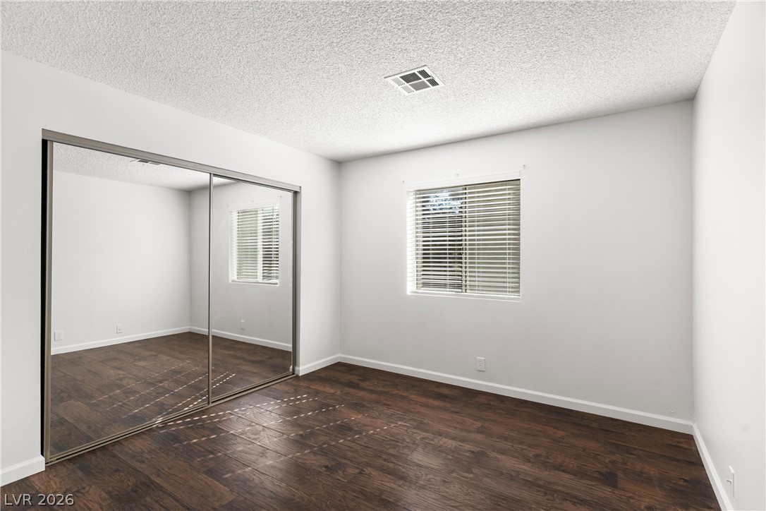 5191 Pioneer Avenue 204 Las Vegas NV 89146