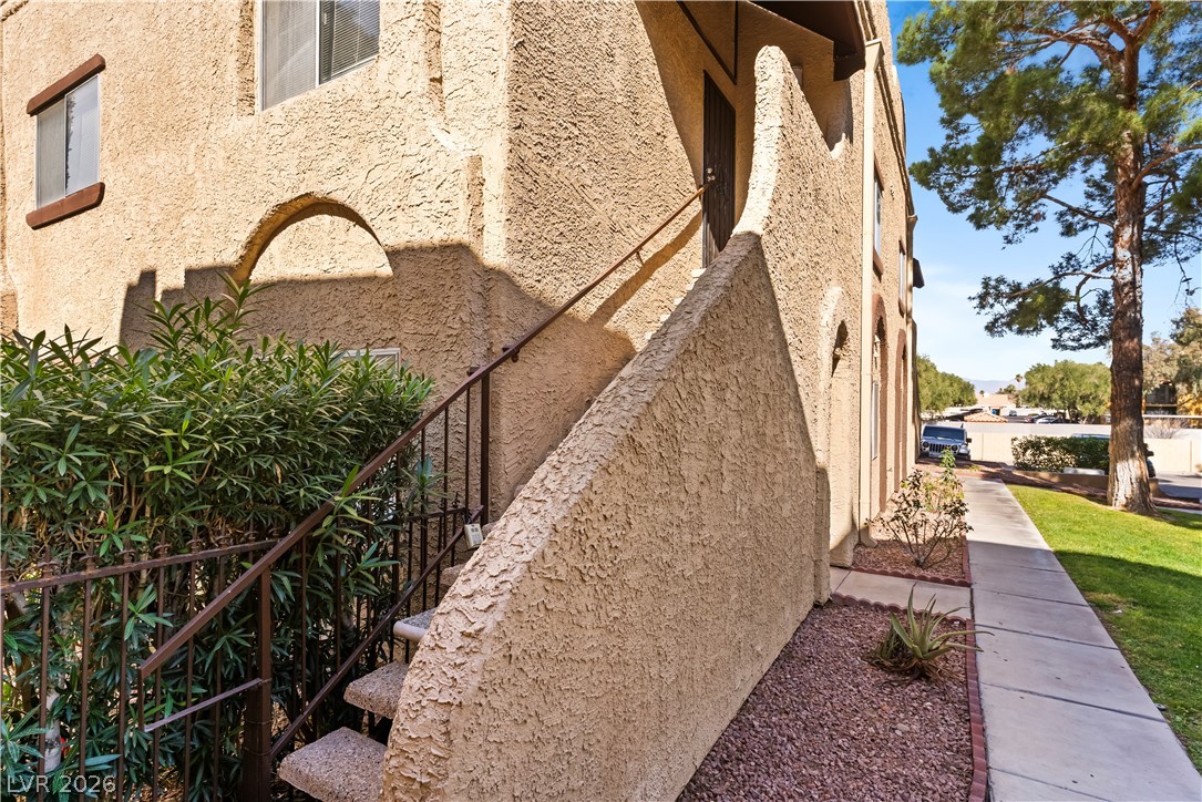 5191 Pioneer Avenue 204 Las Vegas NV 89146