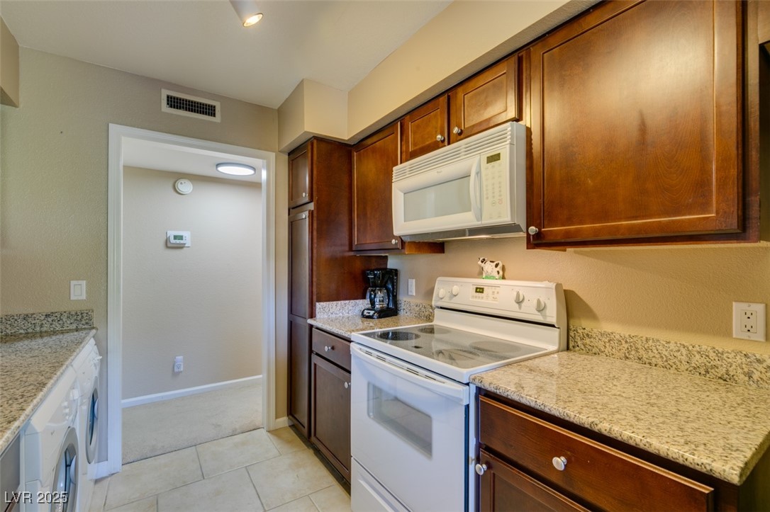 668 Oakmont Avenue 1715 Las Vegas NV 89109