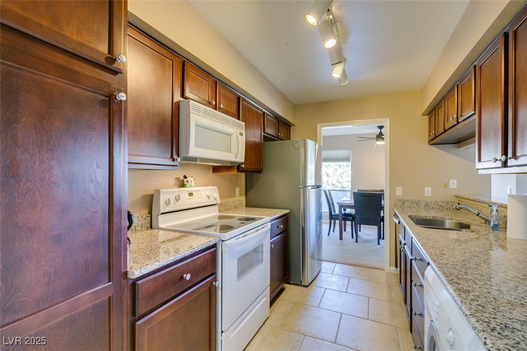 668 Oakmont Avenue 1715 Las Vegas NV 89109
