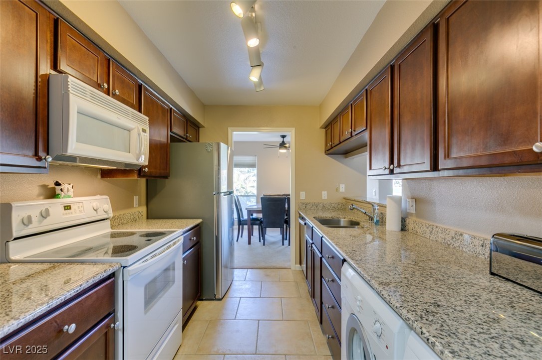 668 Oakmont Avenue 1715 Las Vegas NV 89109