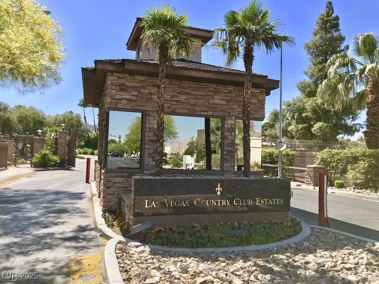 668 Oakmont Avenue 1715 Las Vegas NV 89109