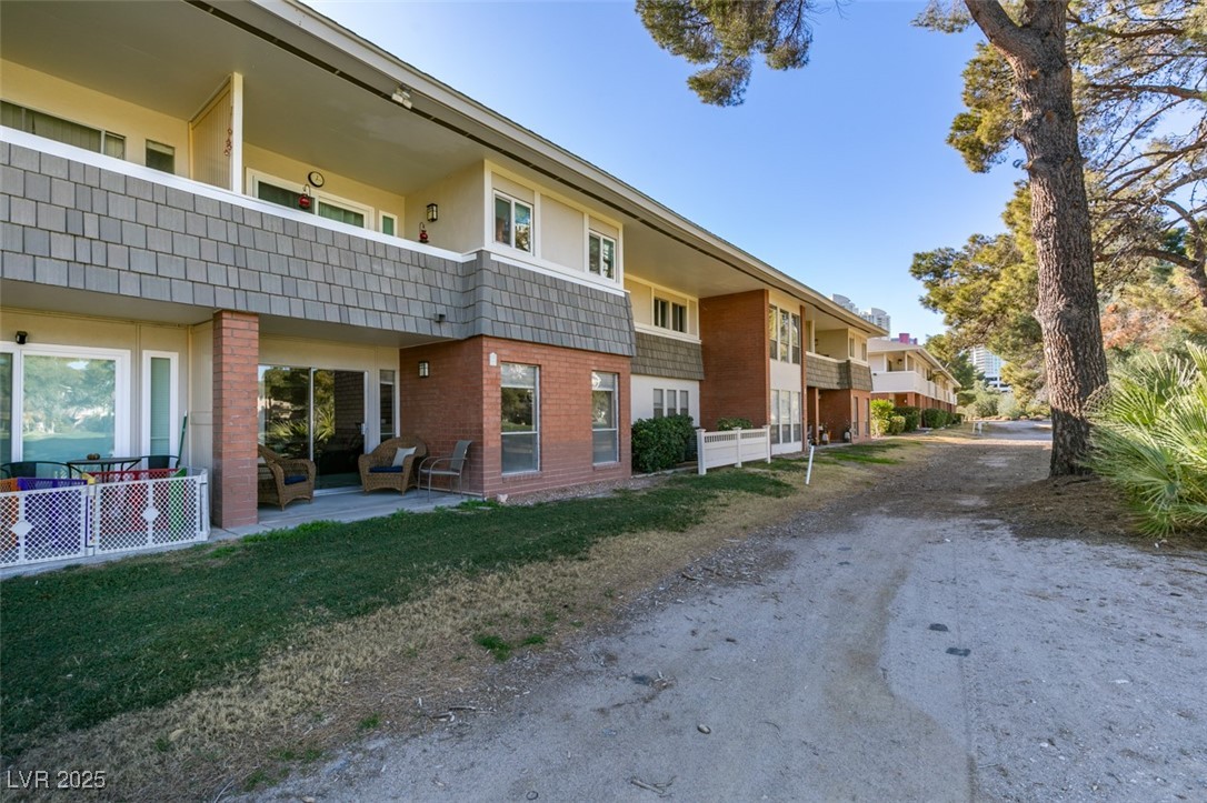 668 Oakmont Avenue 1715 Las Vegas NV 89109
