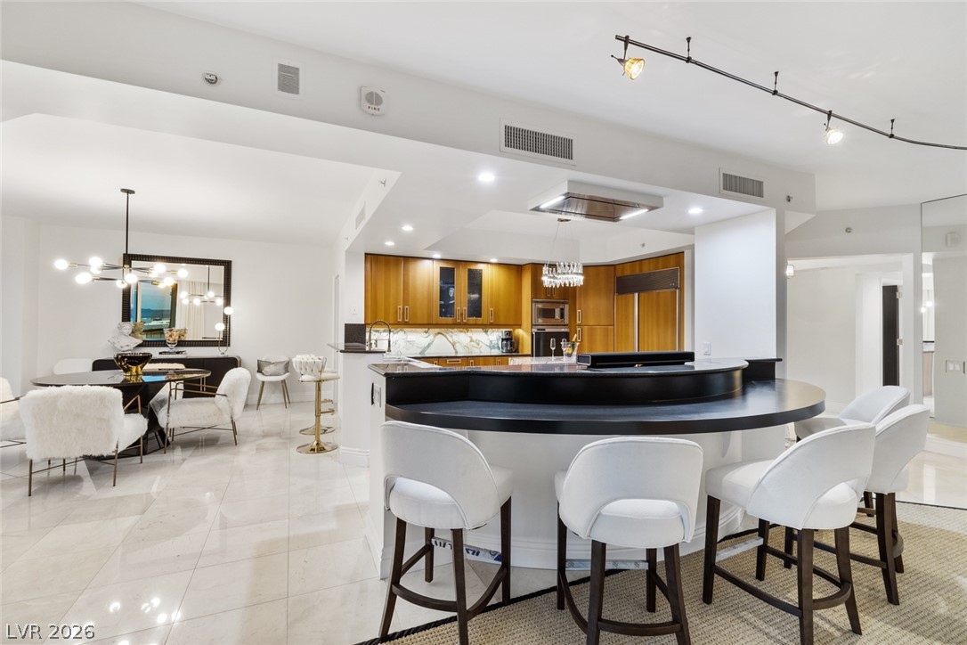 2857 Paradise Road 602 Las Vegas NV 89109