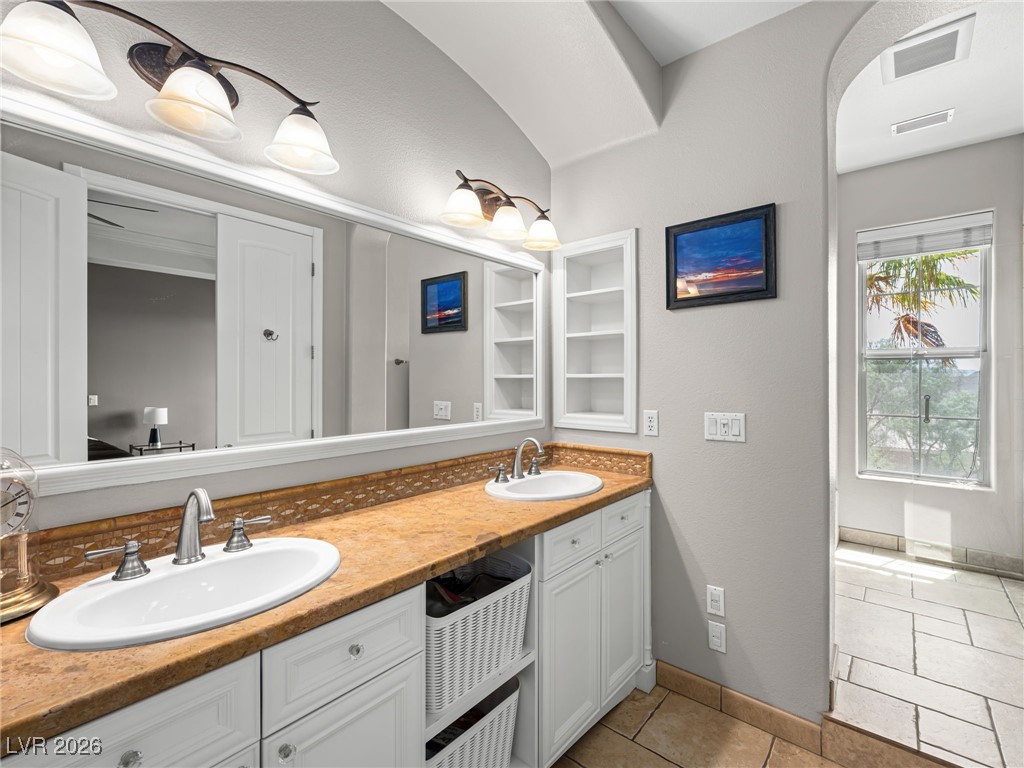 30 Via Vasari 103 Henderson NV 89011