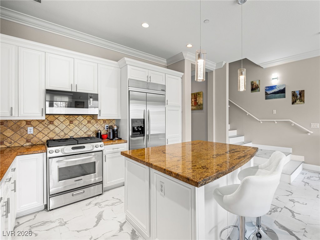 30 Via Vasari 103 Henderson NV 89011