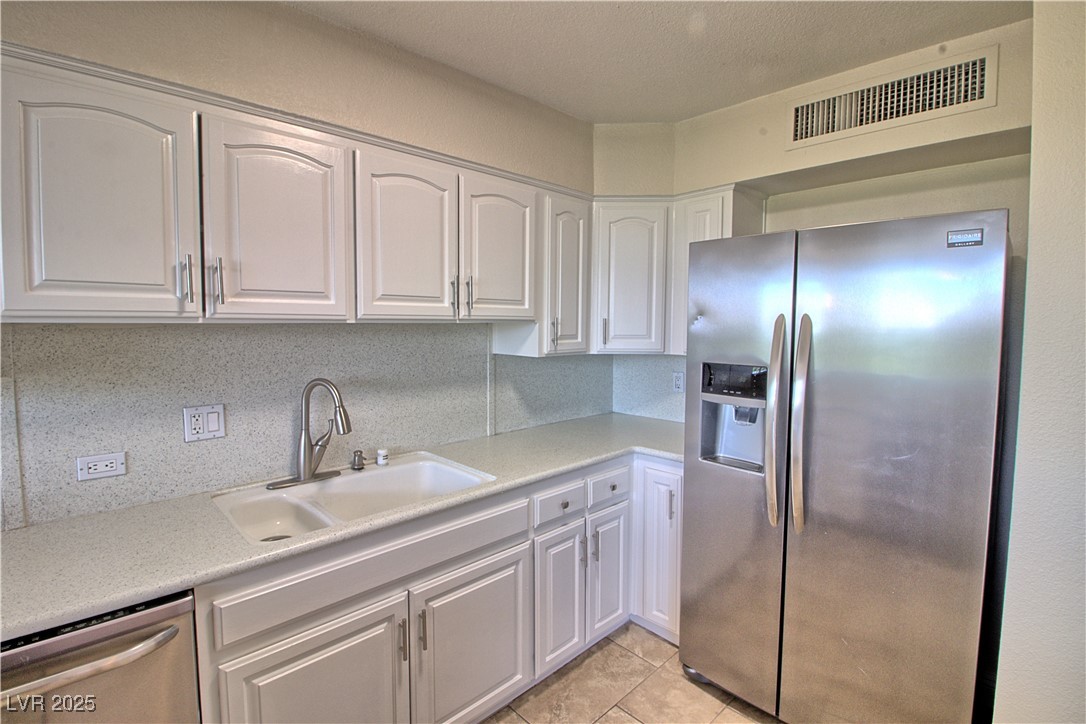 3111 Bel Air Drive 8e Las Vegas NV 89109