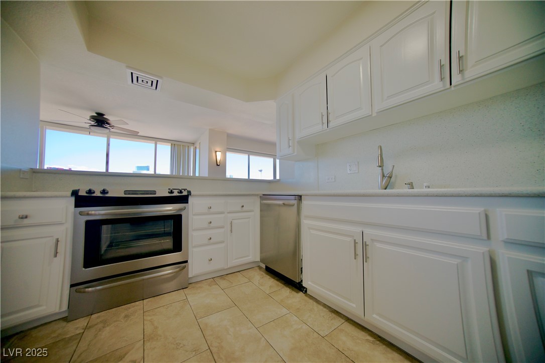 3111 Bel Air Drive 8e Las Vegas NV 89109