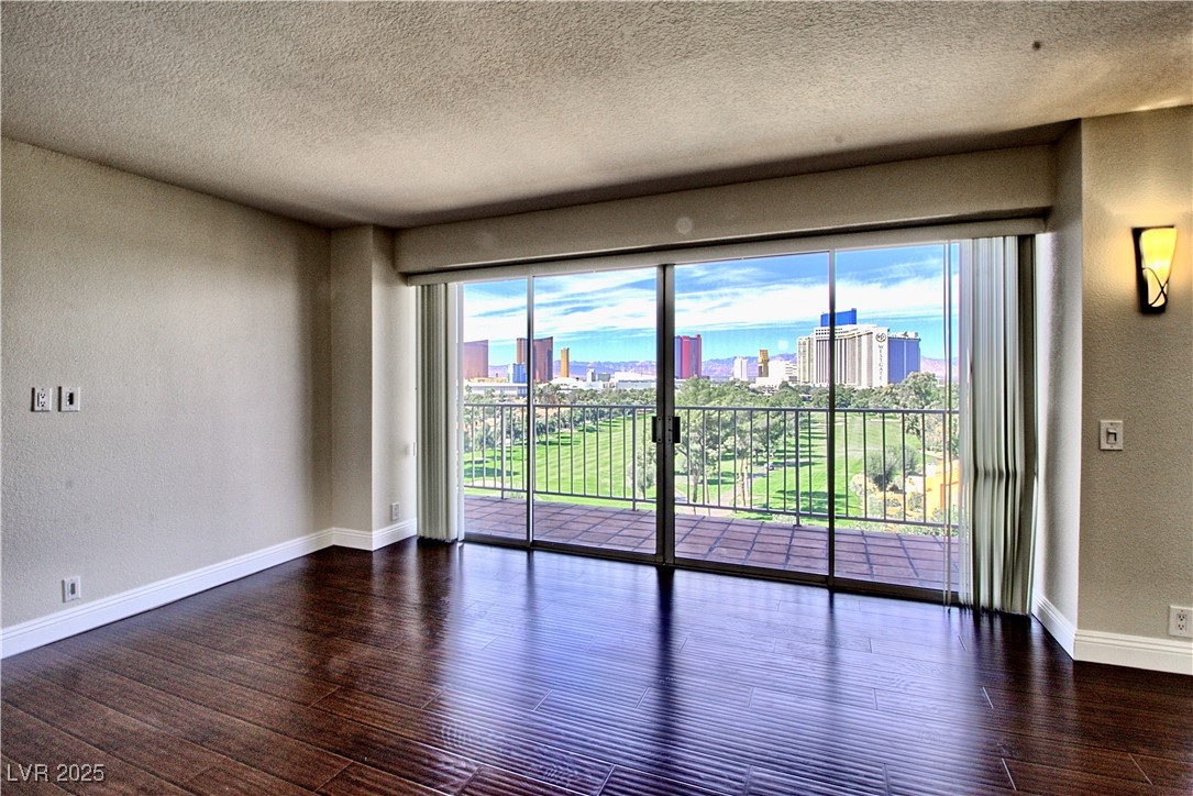 3111 Bel Air Drive 8e Las Vegas NV 89109