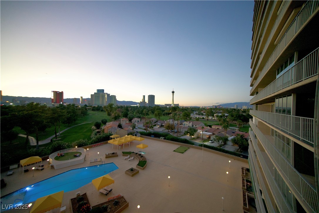 3111 Bel Air Drive 8e Las Vegas NV 89109