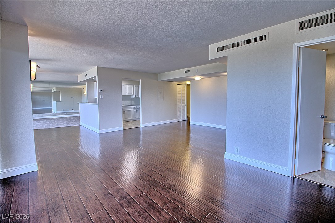 3111 Bel Air Drive 8e Las Vegas NV 89109