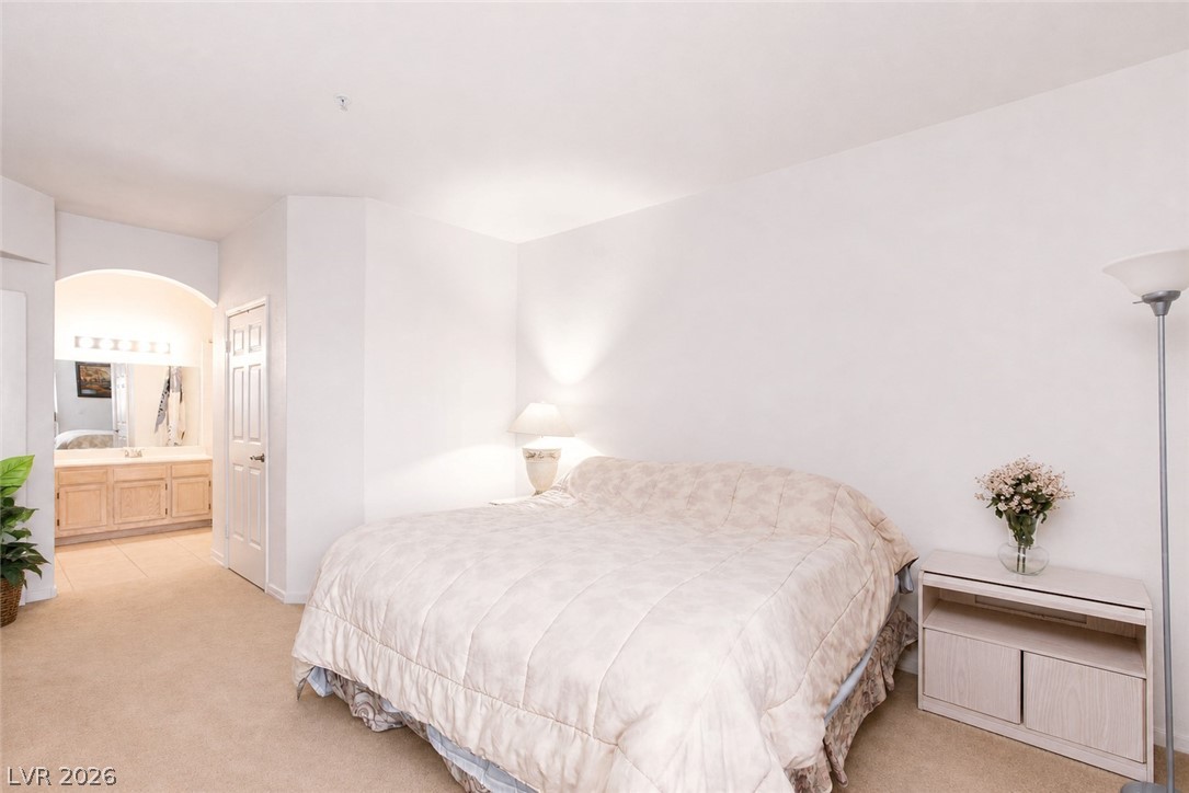 6480 Annie Oakley Drive 511 Las Vegas NV 89120