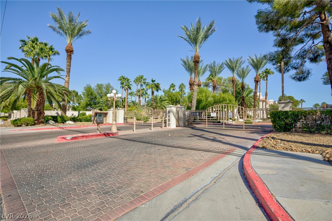 6480 Annie Oakley Drive 511 Las Vegas NV 89120