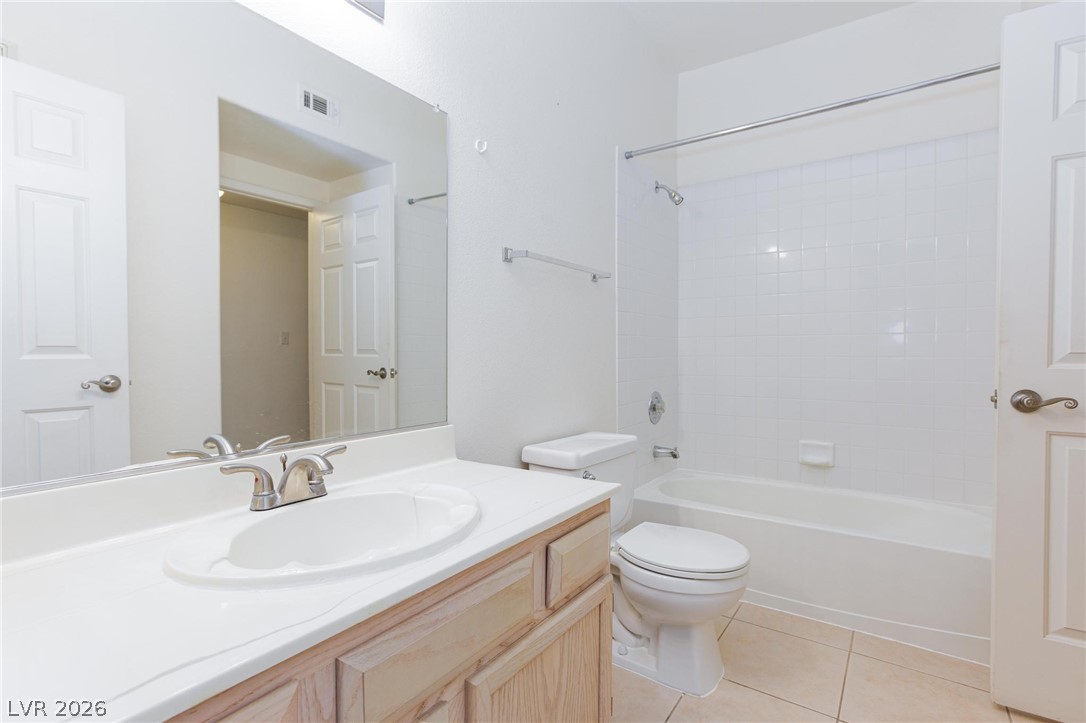 6480 Annie Oakley Drive 511 Las Vegas NV 89120