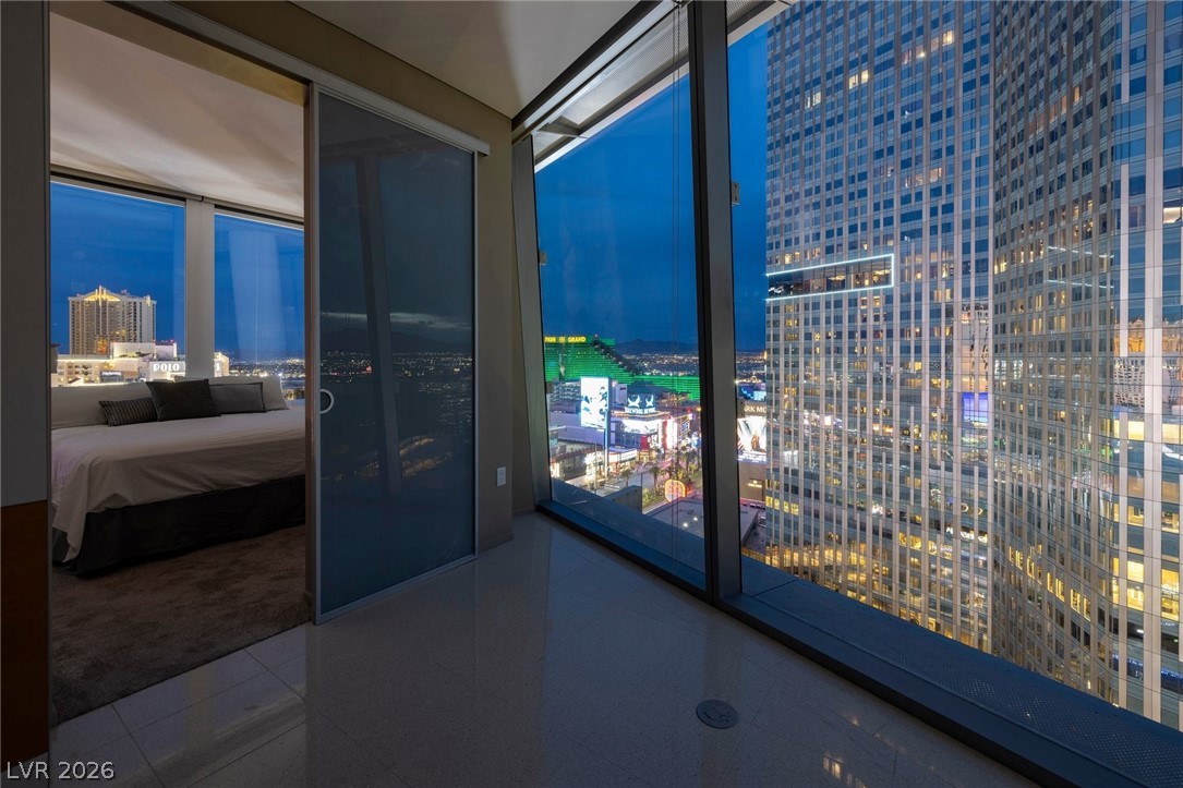 3722 Las Vegas Boulevard 1702 Las Vegas NV 89158
