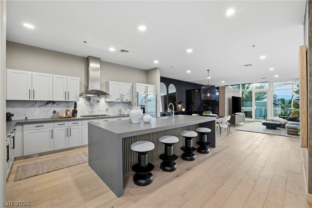 4575 Dean Martin Drive 307 Las Vegas NV 89103