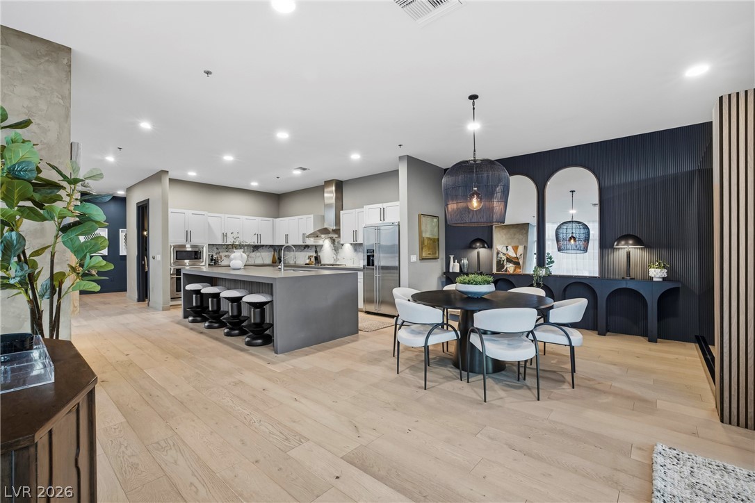 4575 Dean Martin Drive 307 Las Vegas NV 89103
