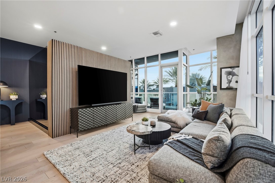 4575 Dean Martin Drive 307 Las Vegas NV 89103