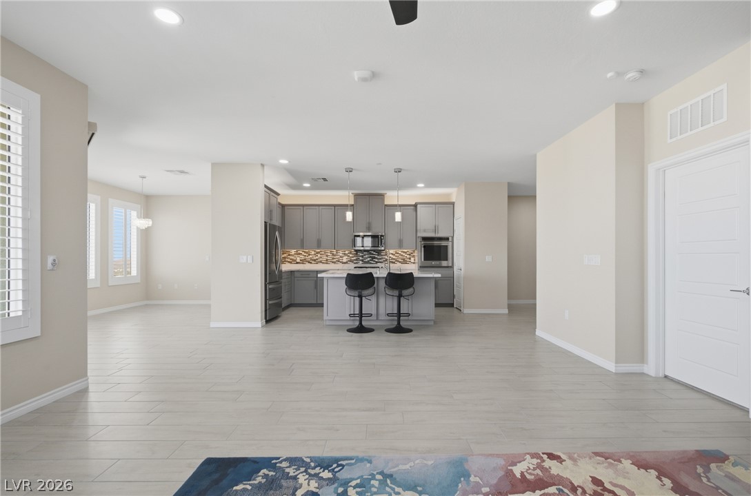 2555 Hampton Road 7304 Henderson NV 89052